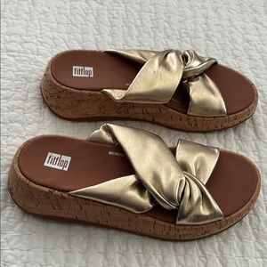 Fitflop Gold Twisted Knot Sandals - Brand New